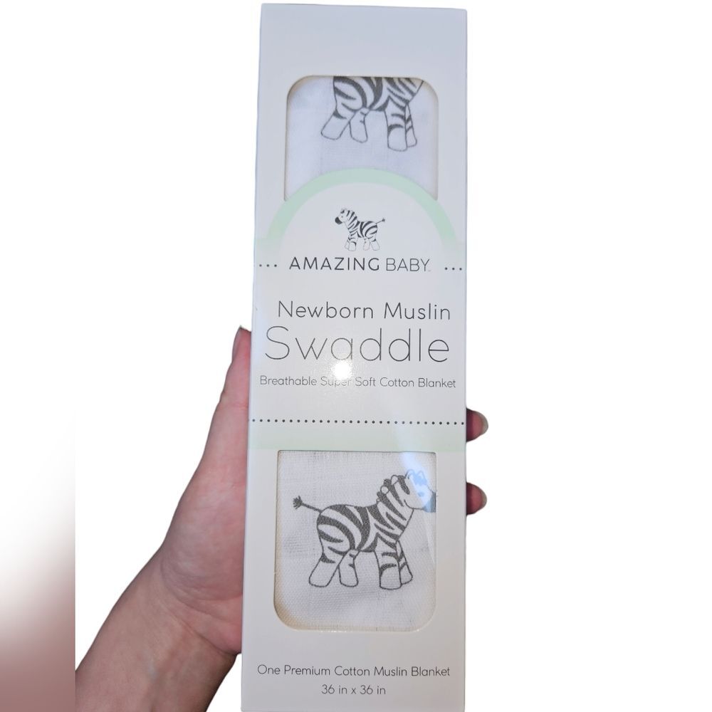 NIB Amazing Baby Zebra Animal Print Infant Swaddle Premium Cotton Muslin Blanket